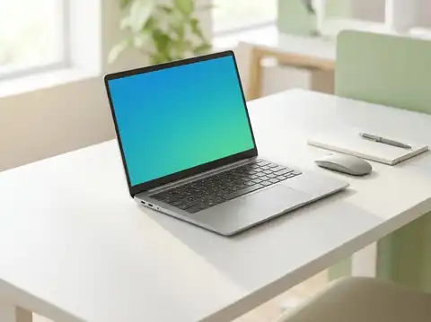 白色桌面上的筆電示意圖